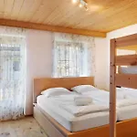 Haus *